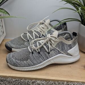 2018 Nike TR Flyknit White/Black Training Shoes 942887-101 Women's Size 8.5